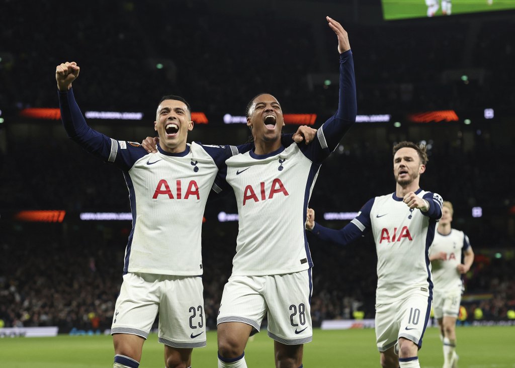 埃因霍温足球比赛结果